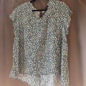 JNY blue & green ditzy flower short sleeve plus size 2 shirt